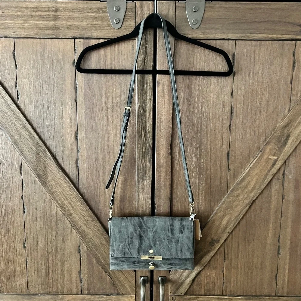 Francesca's Gold Hookhardware Grey/Black Over the Shoulder Crossbody Purse NWT - Picture 3 of 8